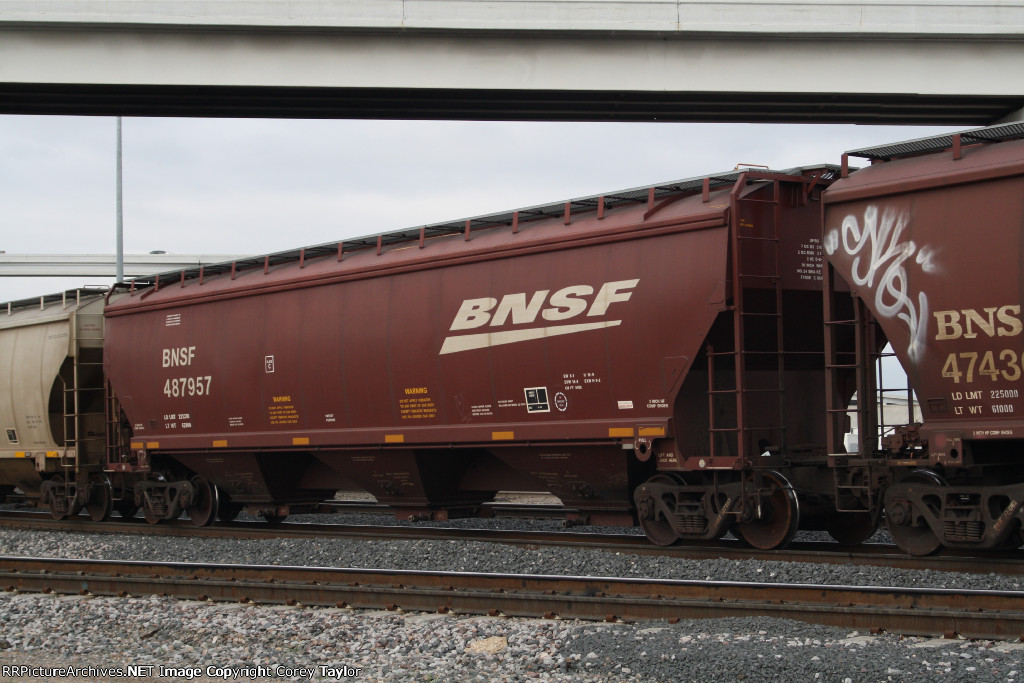 BNSF 487957